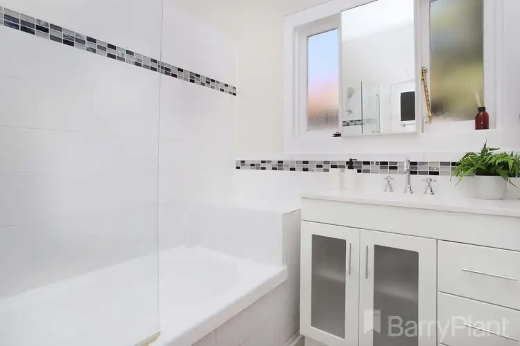 Fifth view of Homely house listing, 8 Yewers Street, Sunshine VIC 3020