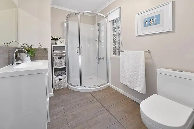 Sixth view of Homely townhouse listing, 2/8 Willowtree Crescent, Niddrie VIC 3042