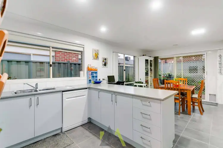 Third view of Homely unit listing, 5 Leeds Place, Langwarrin VIC 3910