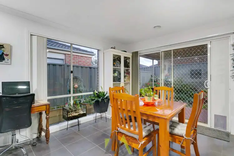 Fifth view of Homely unit listing, 5 Leeds Place, Langwarrin VIC 3910