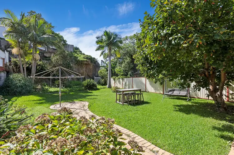 11 Roach Street, Arncliffe NSW 2205