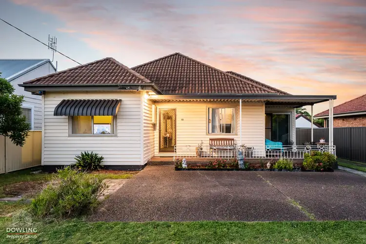 10 Travers Avenue, Mayfield NSW 2304