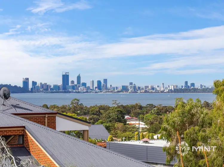 22 Money Road, Melville WA 6156