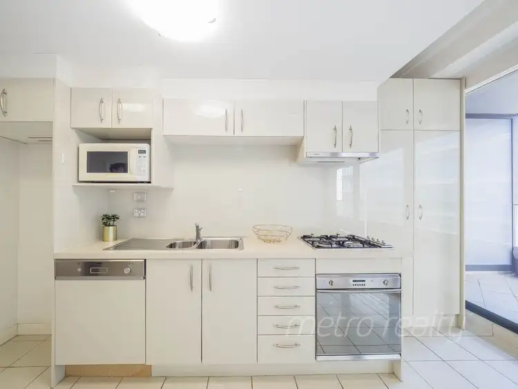 Third view of Homely apartment listing, 3503/91 Liverpool Street, Sydney NSW 2000