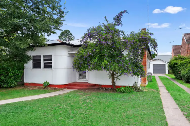 98 Windsor Street, Richmond NSW 2753