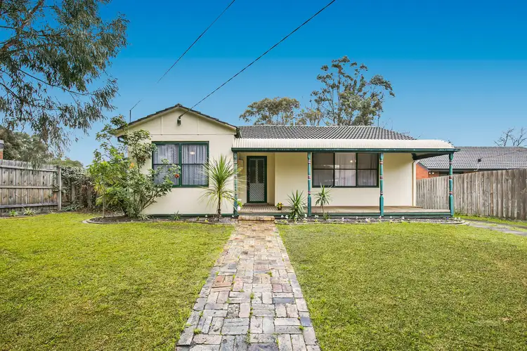 2 Hoop Court, Frankston North VIC 3200