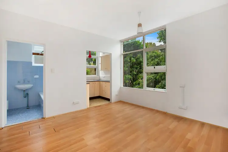 73B Spofforth Street