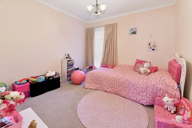 Sixth view of Homely unit listing, 1/53 Clydesdale Road, Airport West VIC 3042