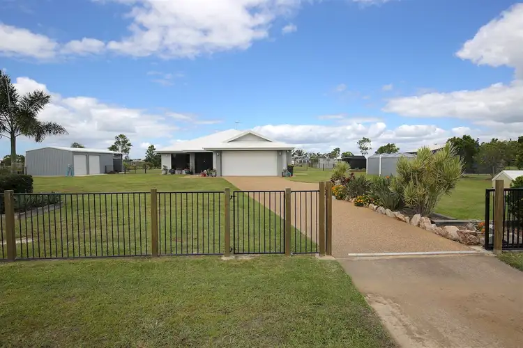8 Rokeby Court, Branyan QLD 4670