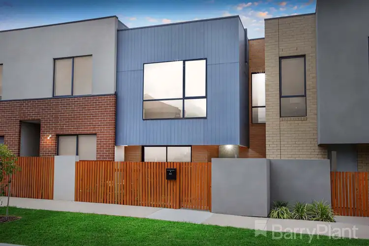 Second view of Homely house listing, 60 Queen Circuit, Sunshine VIC 3020