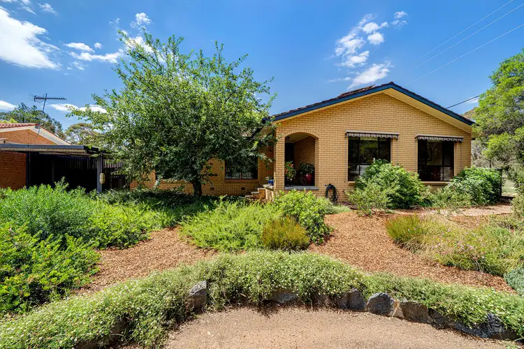 3 Deuchar Close, Kambah ACT 2902