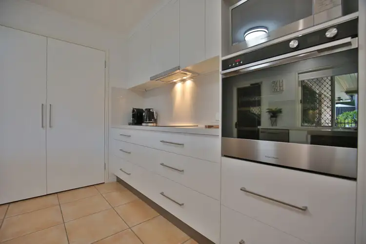 Sixth view of Homely house listing, 8 Camellia Court, Avoca QLD 4670