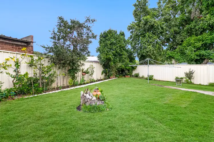 18 Lance Avenue, Blakehurst NSW 2221
