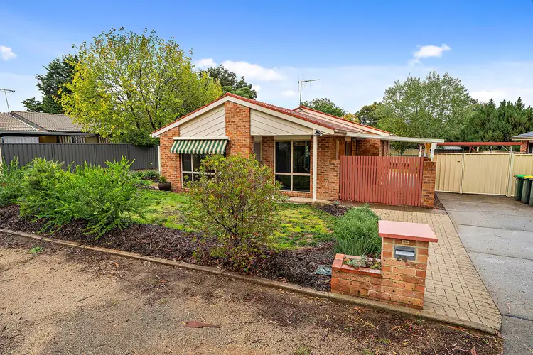 24 Fink Crescent, Calwell ACT 2905