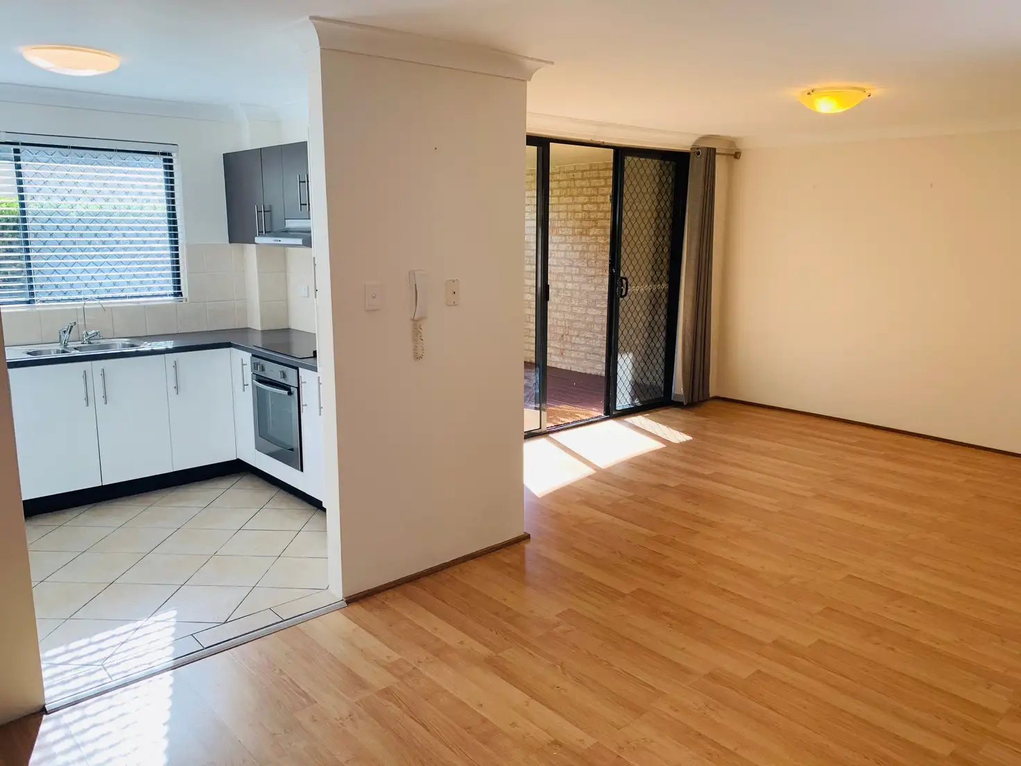 Main view of Homely unit listing, 13/43-49 Railway Parade, Engadine NSW 2233