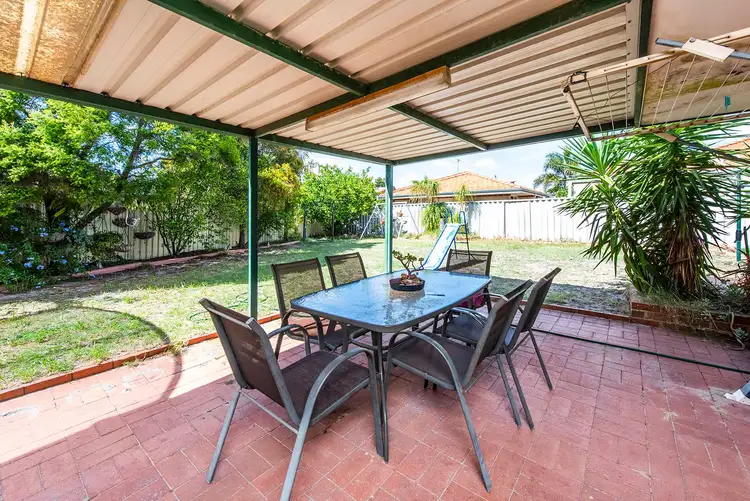 22 Koongee Cross, High Wycombe WA 6057