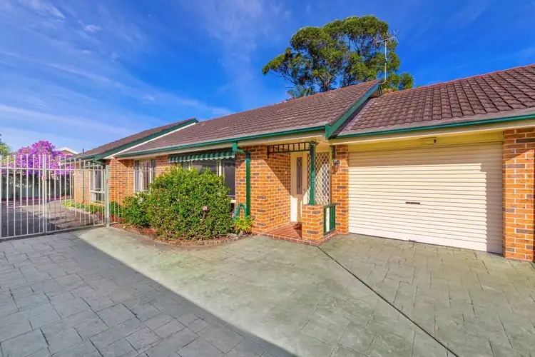 2/70 Donald Avenue, Umina Beach NSW 2257