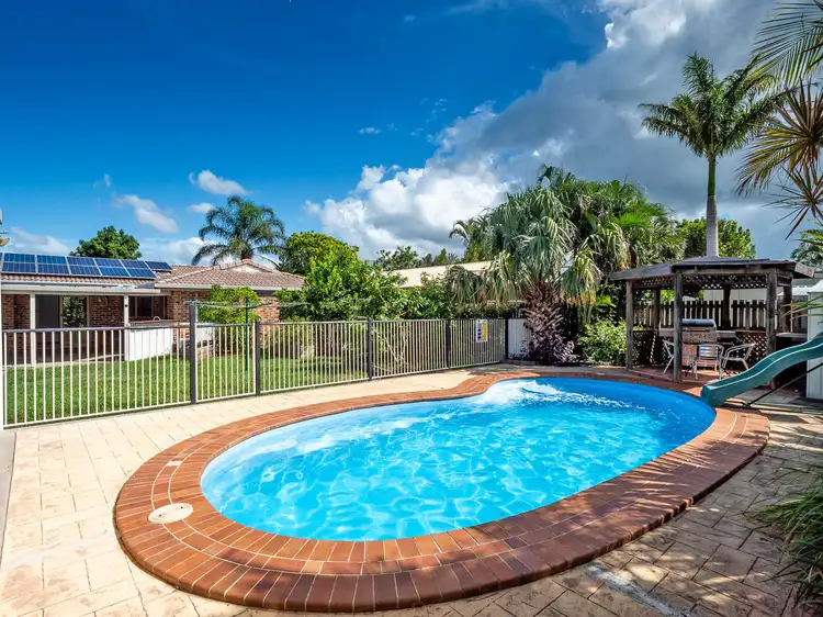 4 Rocky Court, Kawungan QLD 4655