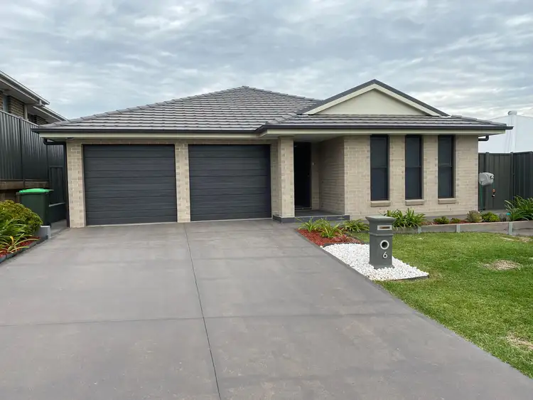 6 Sandridge Street