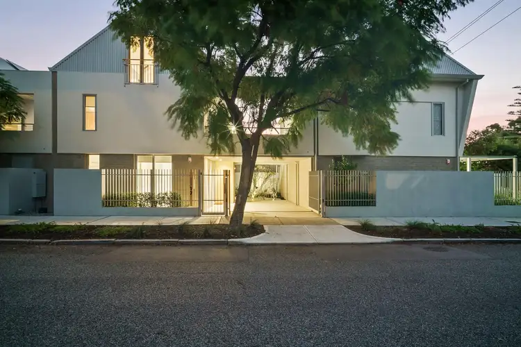 17 Leicester Street, Leederville WA 6007