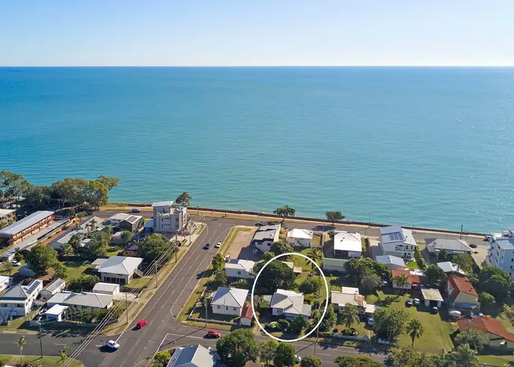 Main view of Homely house listing, 4 Hibiscus Street, Urangan QLD 4655