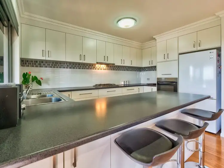 Sixth view of Homely house listing, 5 Sandy View Drive, Nikenbah QLD 4655