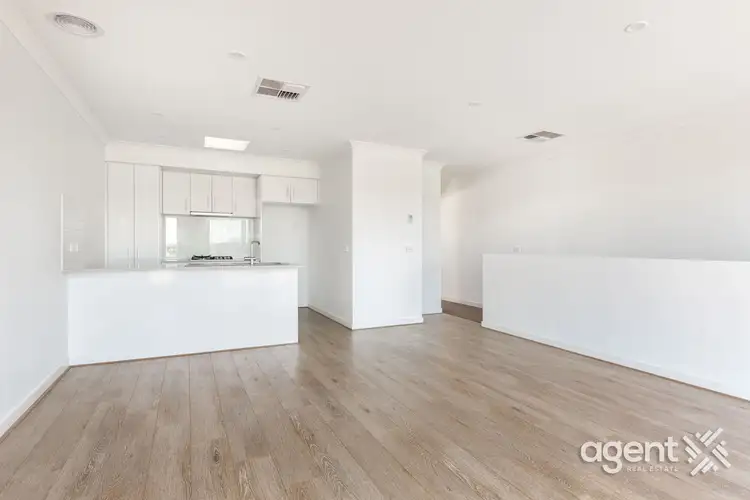 Fifth view of Homely townhouse listing, 58 Fulham Crescent, Thornhill Park VIC 3335