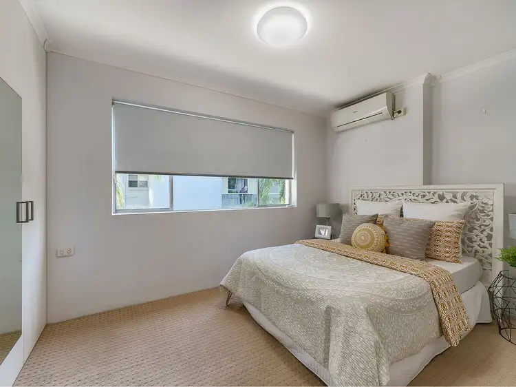 Fifth view of Homely unit listing, 53 Thorn Street, Kangaroo Point QLD 4169