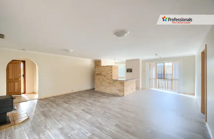 Fifth view of Homely house listing, 9a Seville Way, Orana WA 6330
