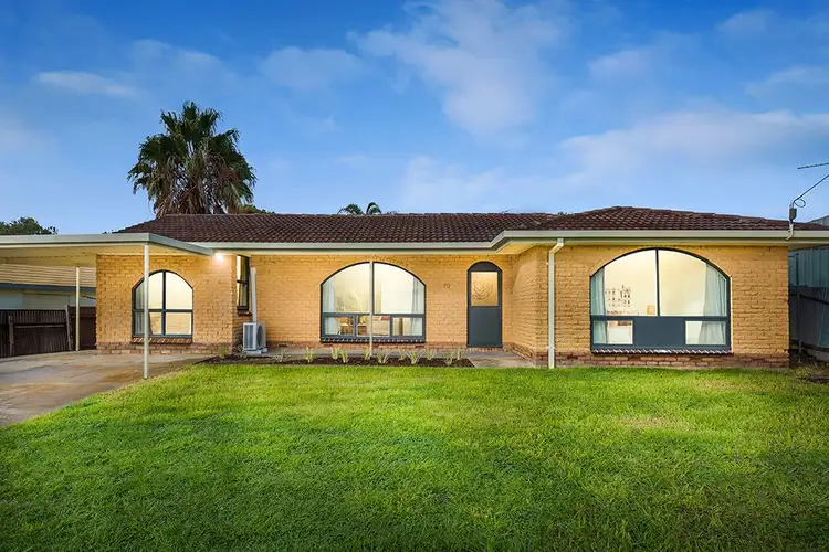70 Brentwood Drive, Huntfield Heights SA 5163