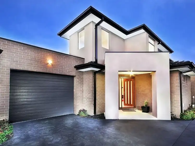 2/14 Treadwell Road, Essendon North VIC 3041