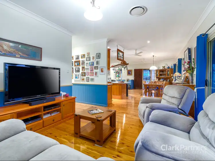 Sixth view of Homely house listing, 5 Bluewood Court, Ferny Hills QLD 4055