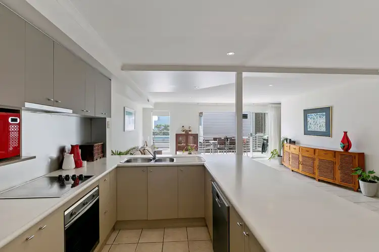 Sixth view of Homely unit listing, 4/15-17 Juan Street, Alexandra Headland QLD 4572