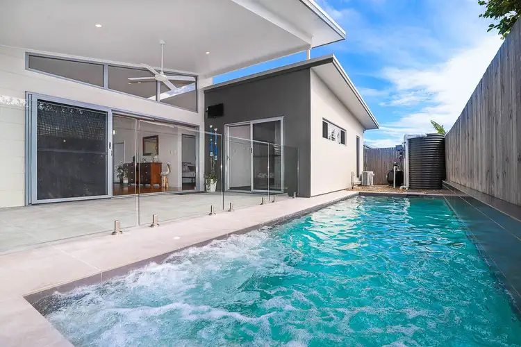 16 Emerald Drive