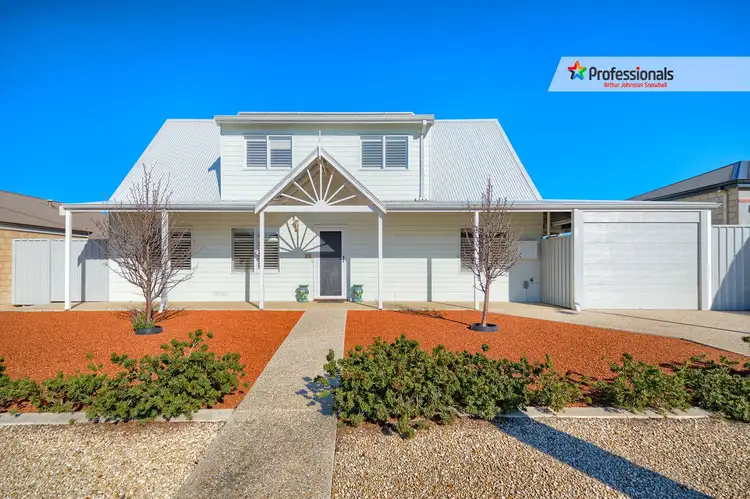 Main view of Homely house listing, 7 Elaray Way, Lange WA 6330