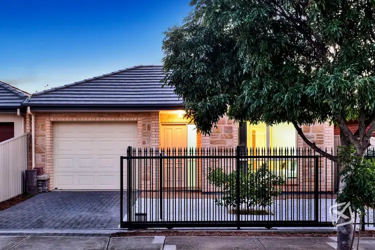 27B West Avenue, Northfield SA 5085