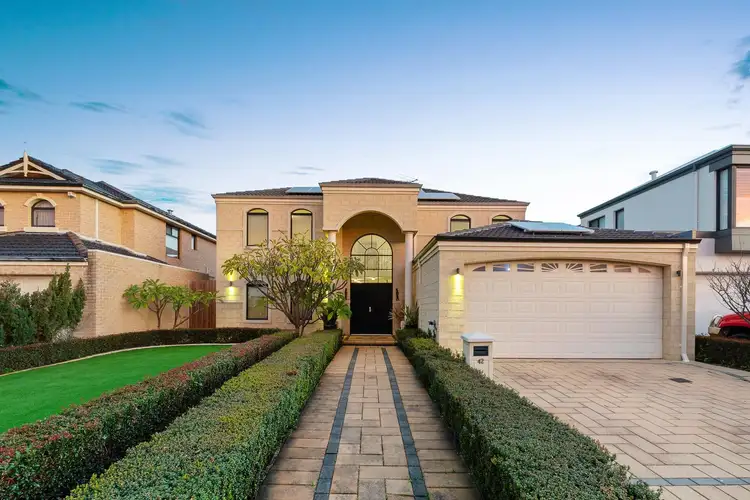 42 Hinkler Loop, Maylands WA 6051