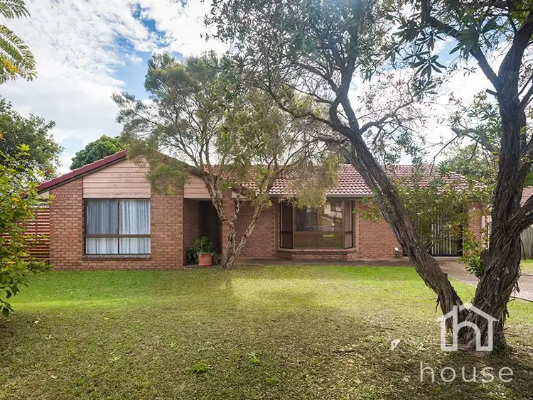 24 Staydar Crescent, Meadowbrook QLD 4131