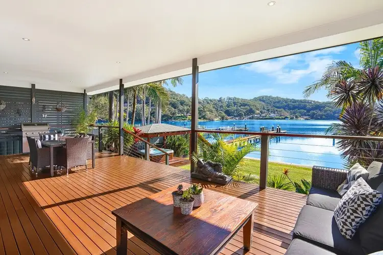 16 Rawson Road, Woy Woy NSW 2256