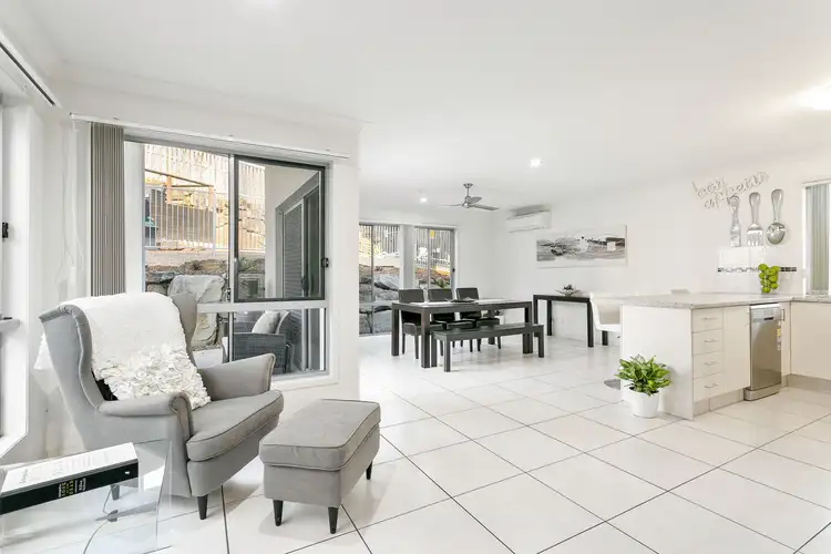 Second view of Homely house listing, 6 Maslin Chase, Pacific Pines QLD 4211