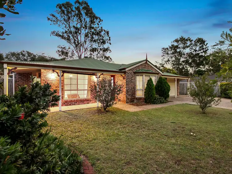 10 Suellen Close, Belmont QLD 4153