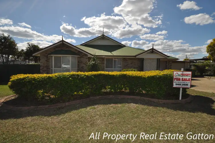 16 Metcalf Street, Gatton QLD 4343
