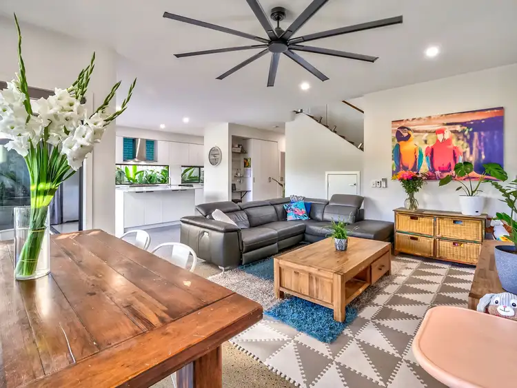 Fourth view of Homely house listing, 283 Esplanade, Pialba QLD 4655