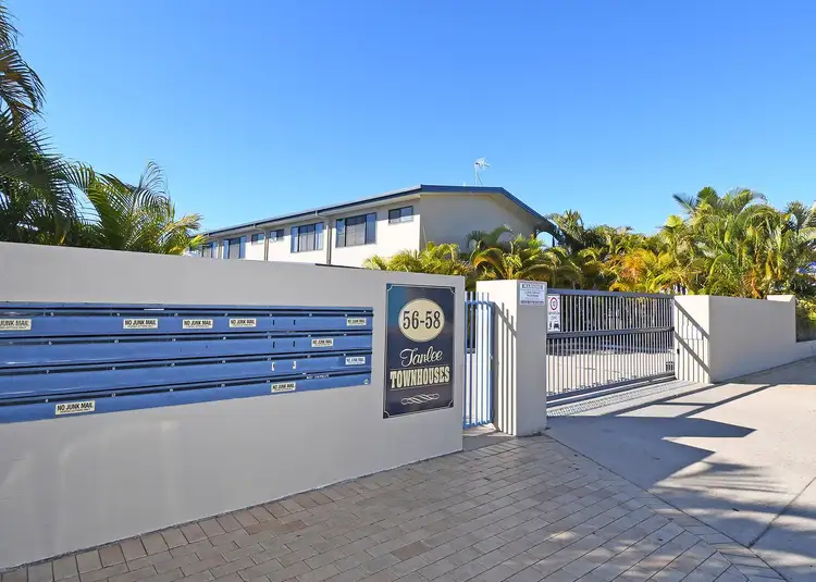 2/56-58 Main Street, Pialba QLD 4655