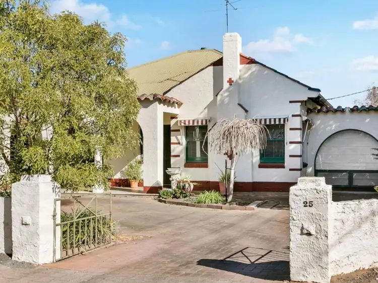 25 Clovelly Avenue, Clarence Gardens SA 5039