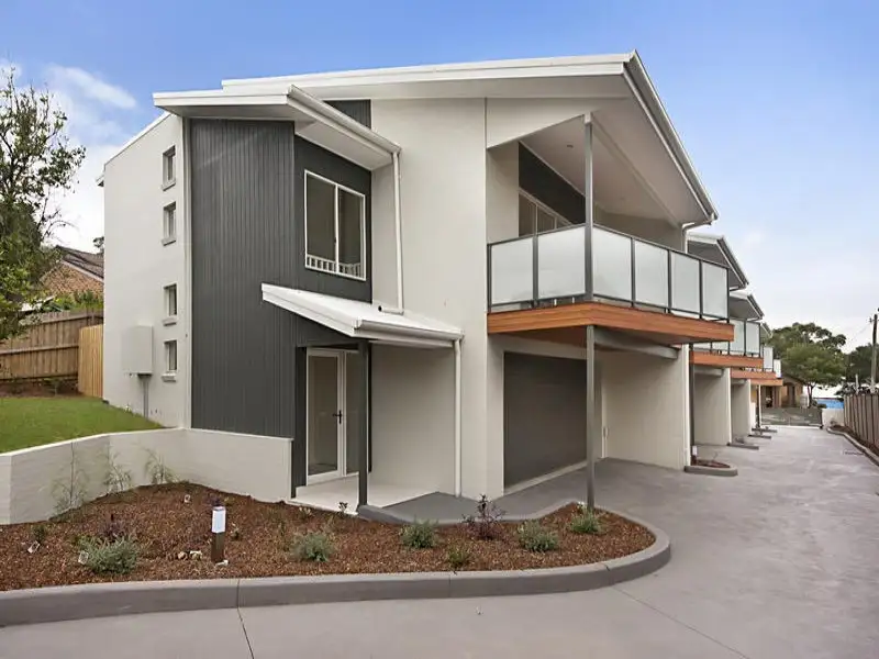 Main view of Homely townhouse listing, 2/5 White Street, East Gosford NSW 2250
