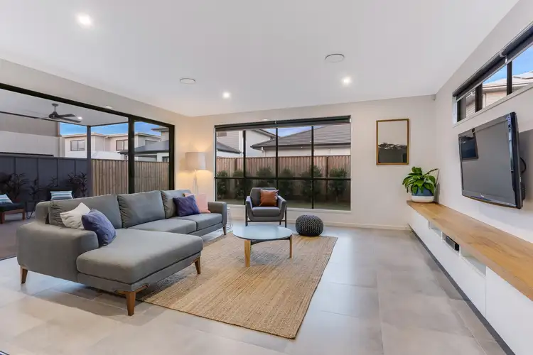 22 Dell Street, Rochedale QLD 4123