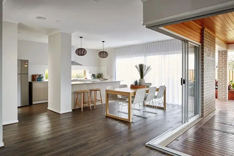 Second view of Homely house listing, 10 Freshwater Street, Thornlands QLD 4164