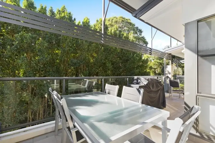 10/66 Mclean Street, Coolangatta QLD 4225