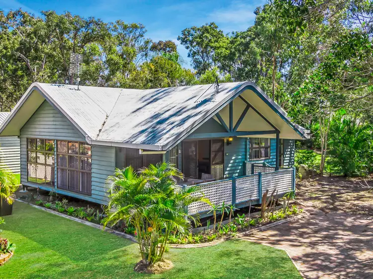 1/415-417 Boat Harbour Drive, Torquay QLD 4655